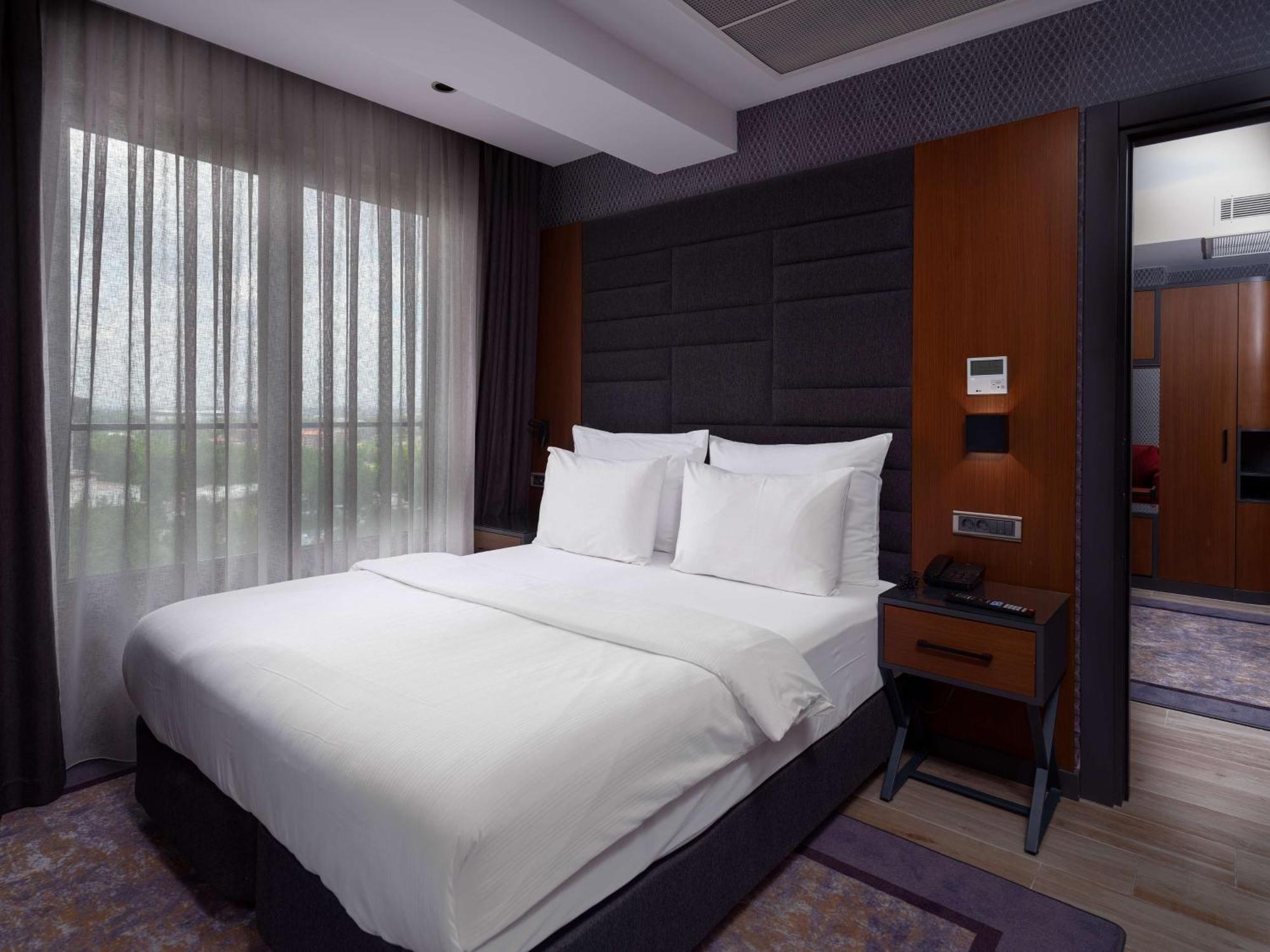 Nova Vista Deluxe & Suites A Member Of Radisson Individuals Eskişehir Exteriör bild