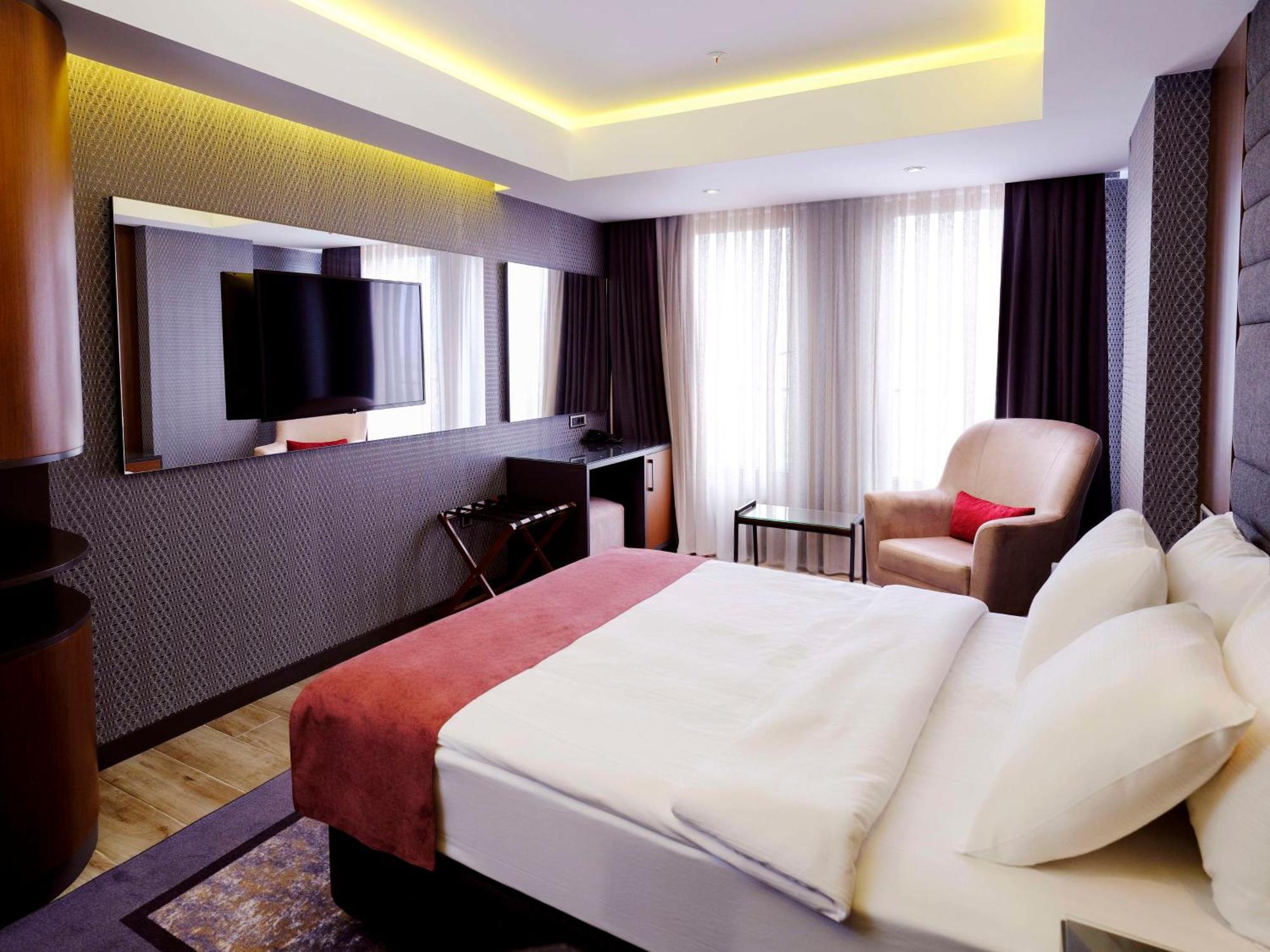 Nova Vista Deluxe & Suites A Member Of Radisson Individuals Eskişehir Exteriör bild